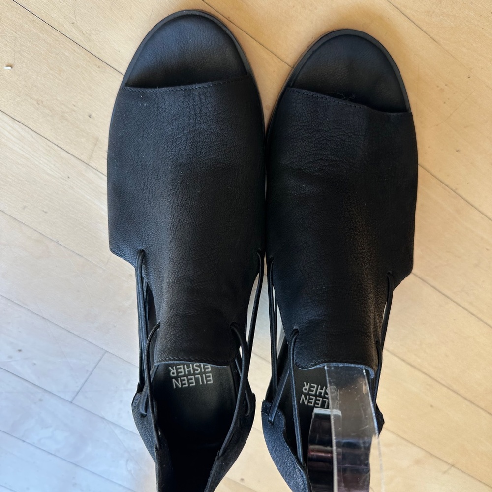 Eileen Fisher Alfie Black suede sandals,7.5 . CB2369 - Picture 3 of 7